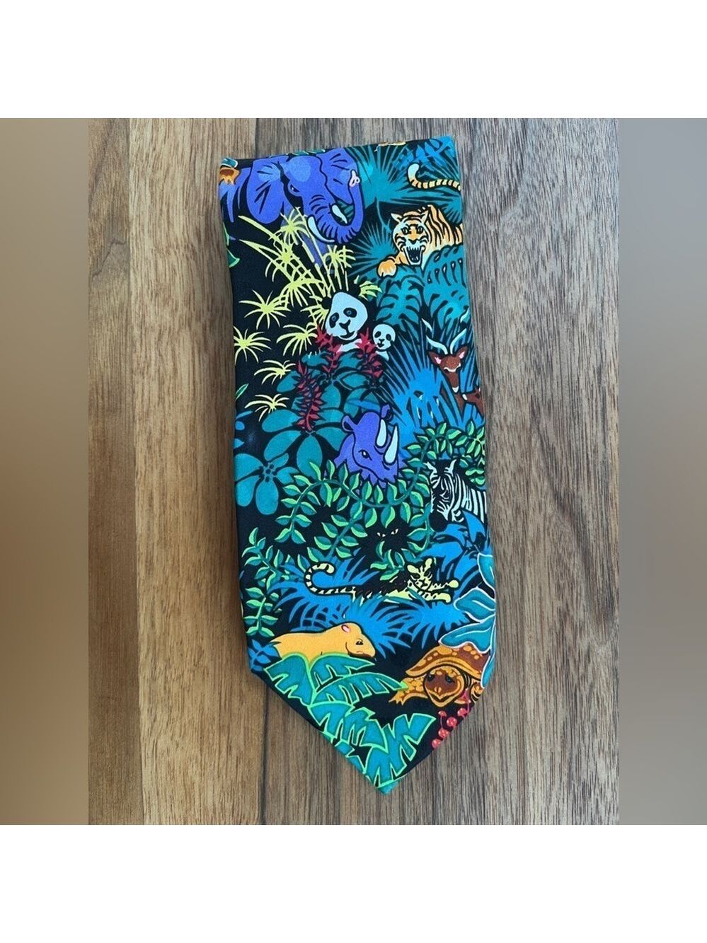 ADDICTION 100% Silk Handmade Multi Colour Tie Wildlife Foliage Theme Made Korea